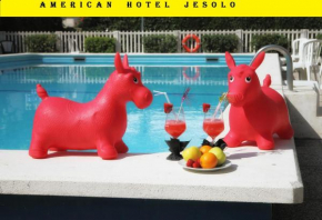  Hotel American  Лидо-Ди-Езоло